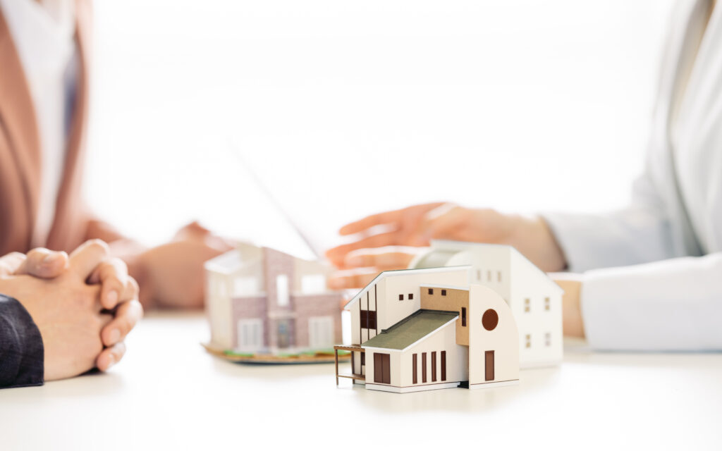 ハウスメーカーと工務店の特徴を比較！長野での家づくりに必要なポイント